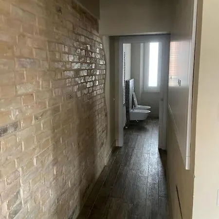 Golden House 포르토 산텔피디오