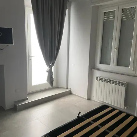 Golden House 아파트 *